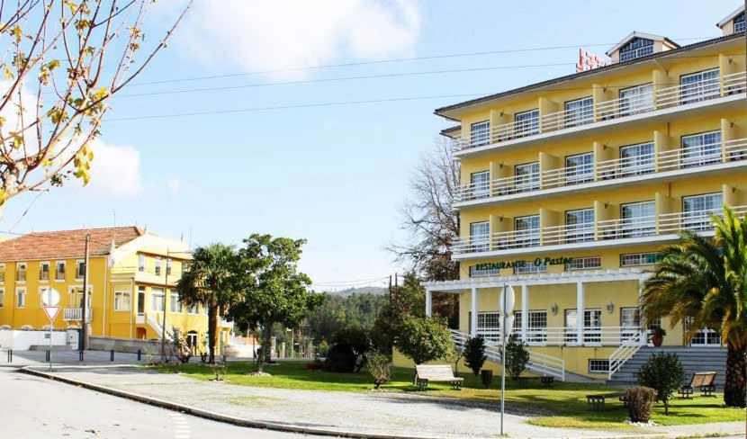 Hotel Montemuro Castro Daire Eksteriør bilde